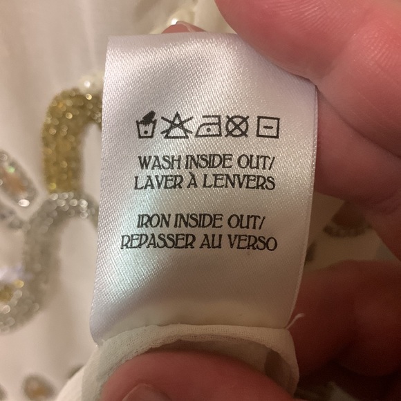 Women’s Tank Top with Bead Detailing - Picture 5 of 13